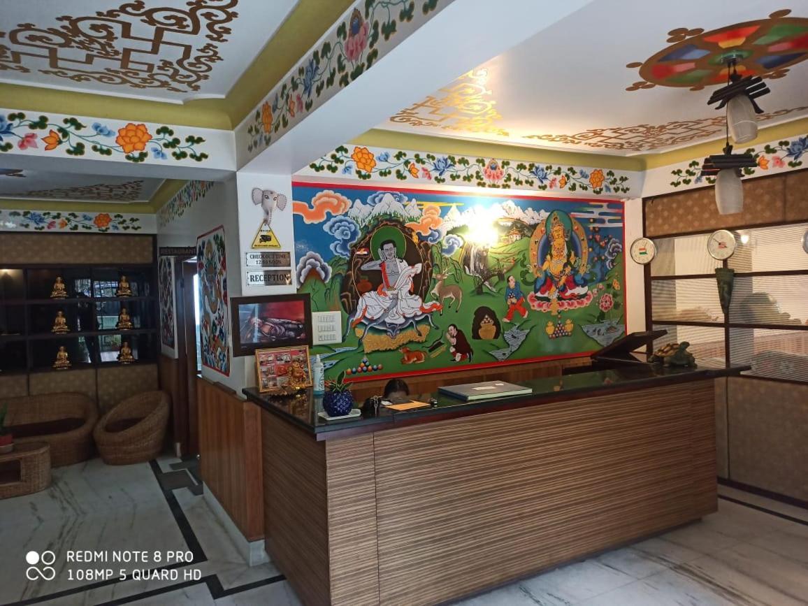 Dwang Rumtek Resort Tadong Екстер'єр фото